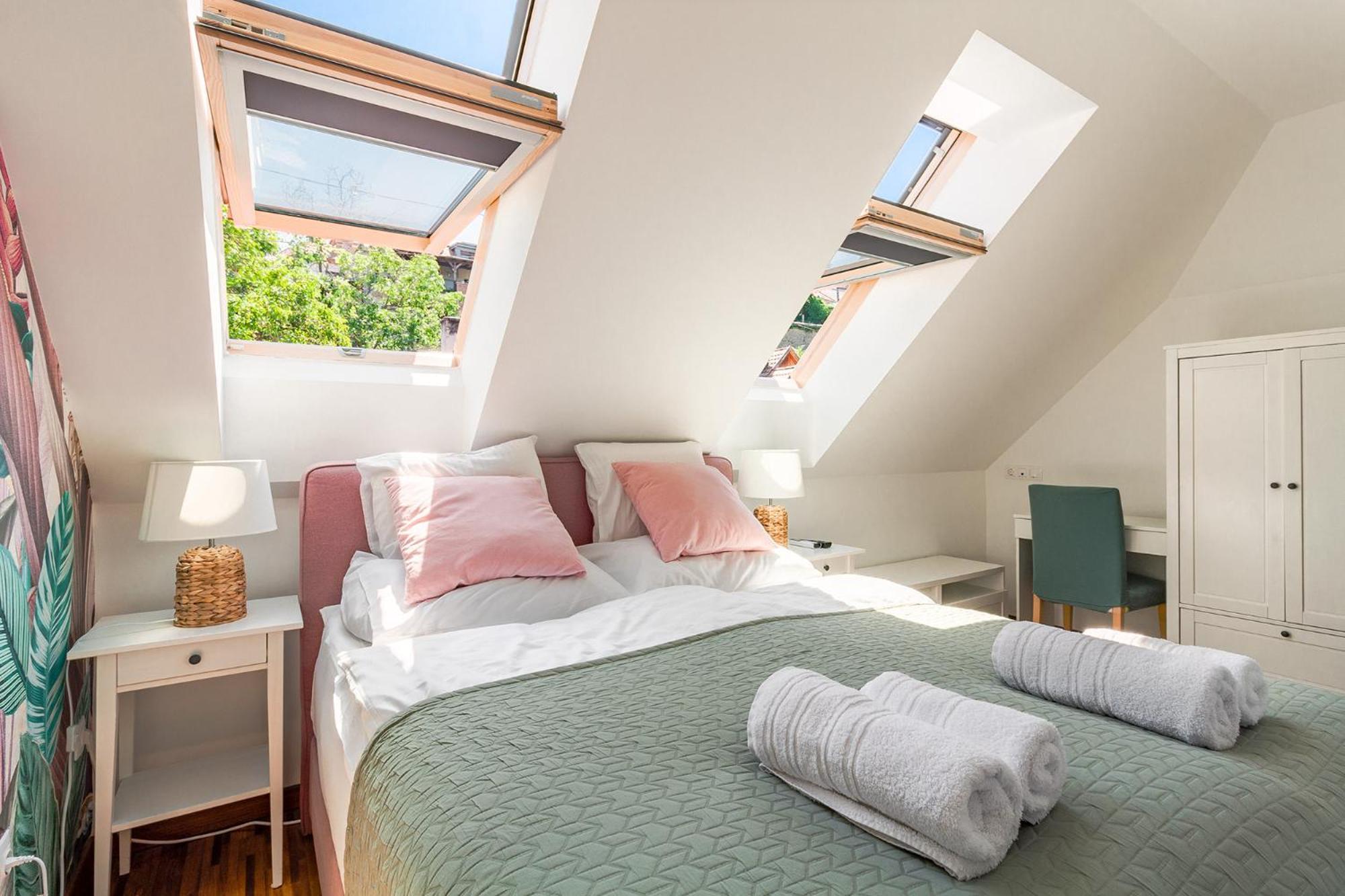 Appartement Monbuhim Twin à Veszprém Extérieur photo